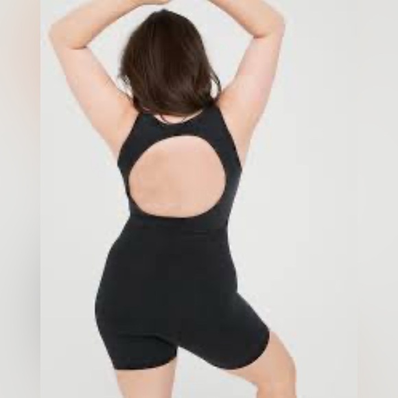 Aerie charcoal acid wash open back workout romper - Picture 1 of 6